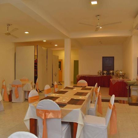 Emarald Holiday Homes أنرادابورام المظهر الخارجي الصورة
