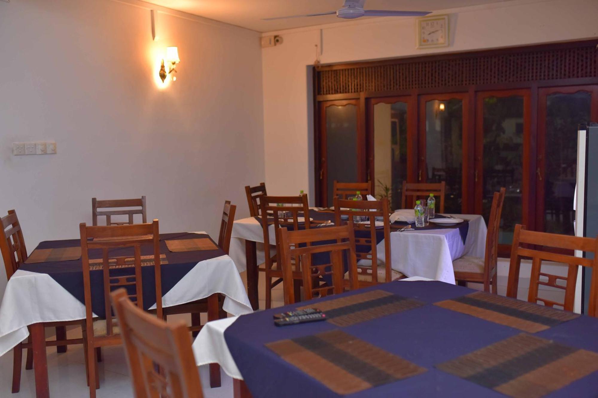 Emarald Holiday Homes أنرادابورام المظهر الخارجي الصورة