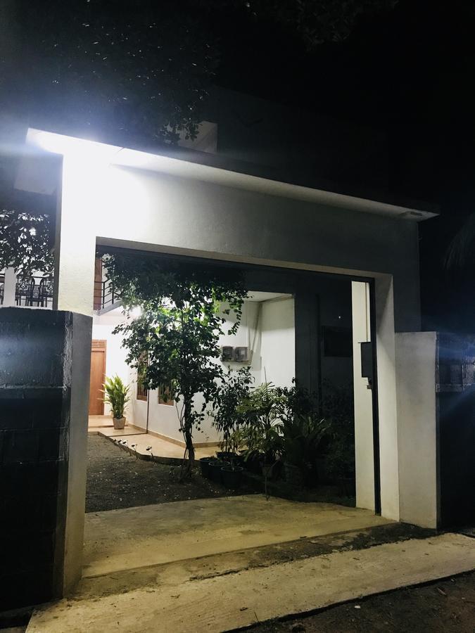 Emarald Holiday Homes أنرادابورام المظهر الخارجي الصورة